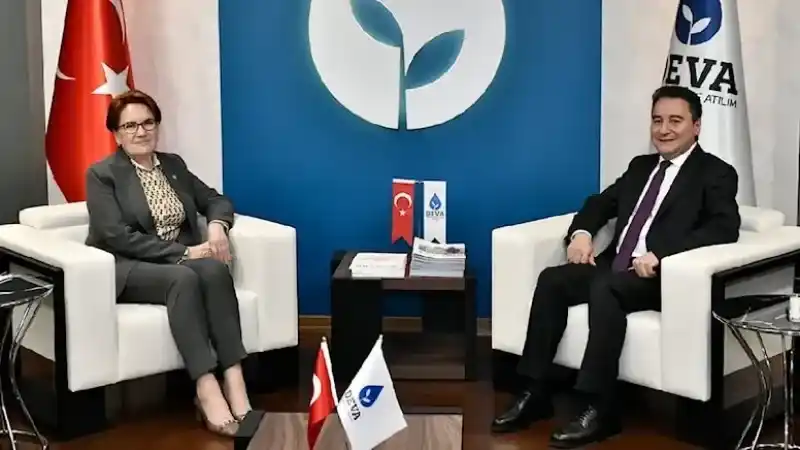 Akşener’den Babacan’a ziyaret