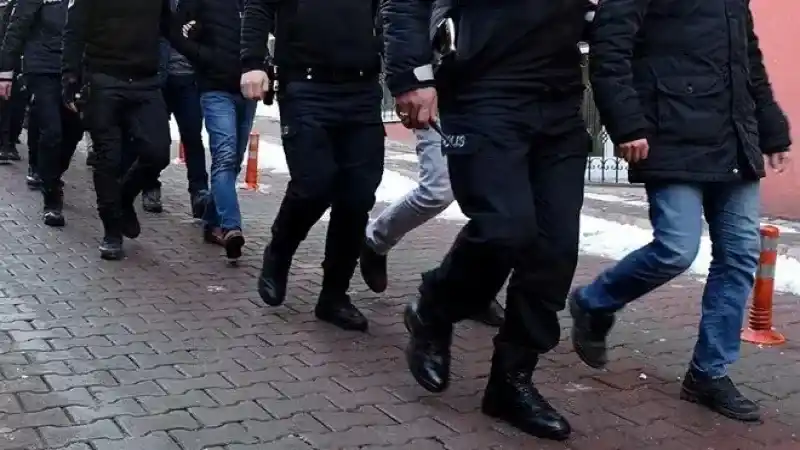 Rüşvet operasyonu: 39 polis gözaltına alındı