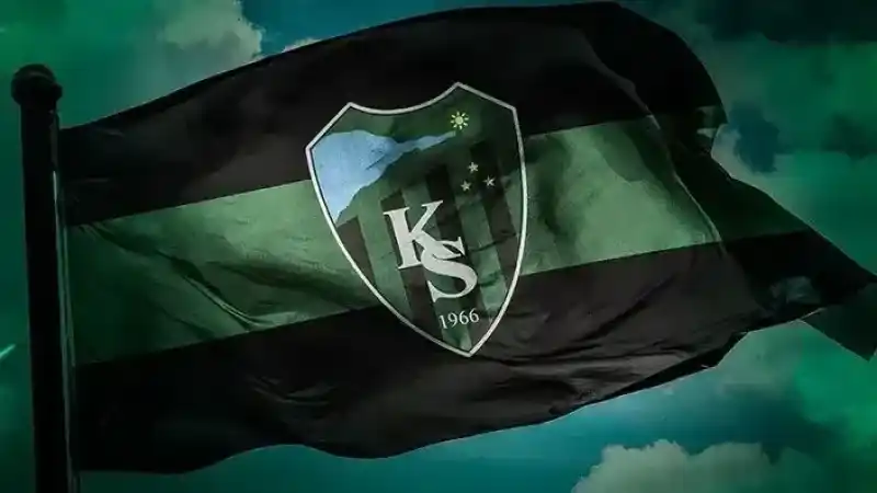 Kocaelispor’da 4 futbolcu ile yollar ayrılıyor