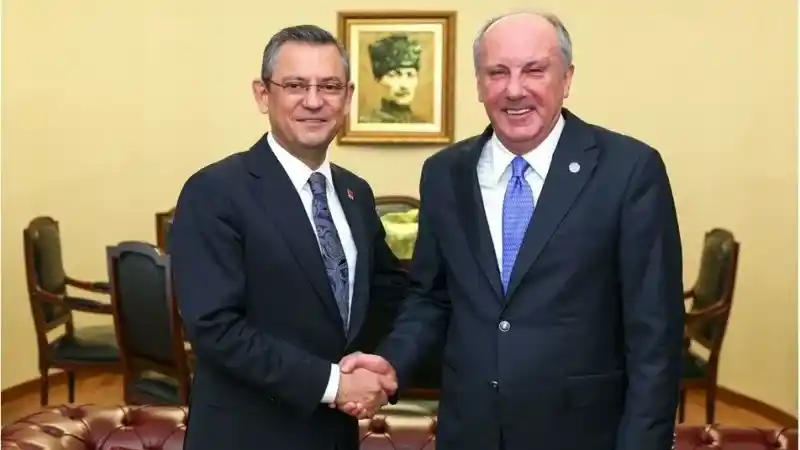 Yeni bir şair mi doğuyor? İnce'den Özel'e şiir!