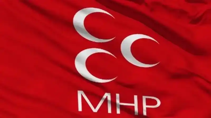 MHP Kandıra’da iki kişi ihraç edildi!
