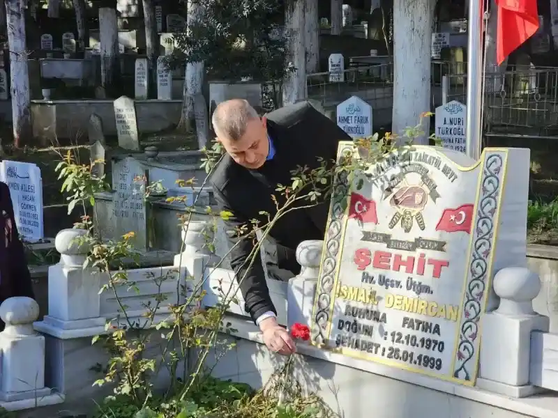 Çanakkale şehitleri Gölcük'te böyle anıldı!