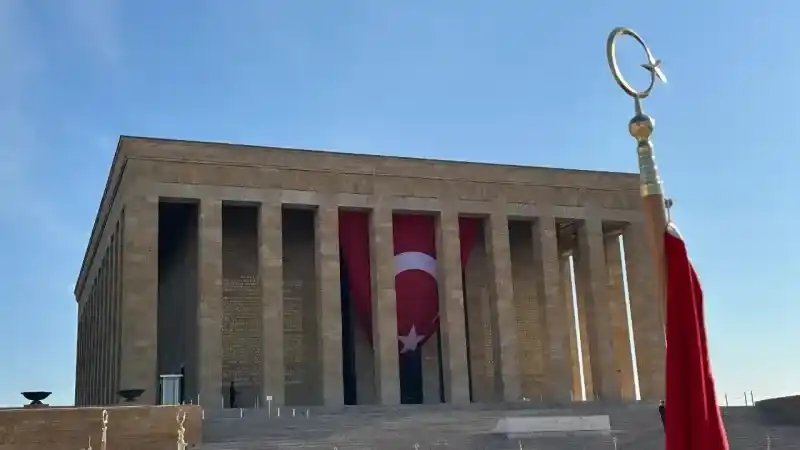 Anıtkabir'de 18 Mart Şehitlerini anma töreni düzenlendi