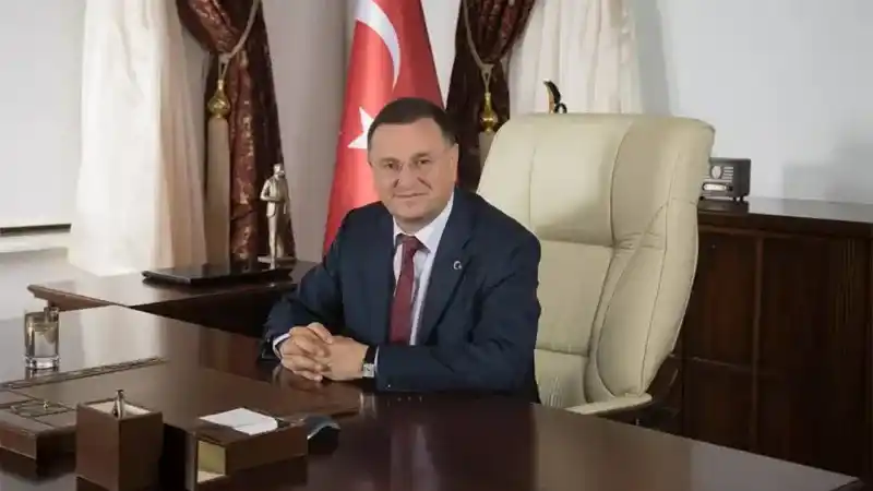 Hatay Büyükşehir Belediyesi duyurdu: Bir partinin adayı çekilerek Lütfü Savaş'a destek verecek