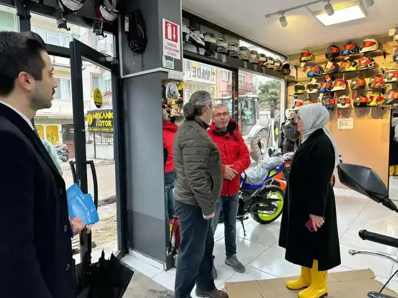 AKP'li vekil çizmeleri çekti! "İzmit çöp, çamur, Çukur zihniyetinden kurtulacak"