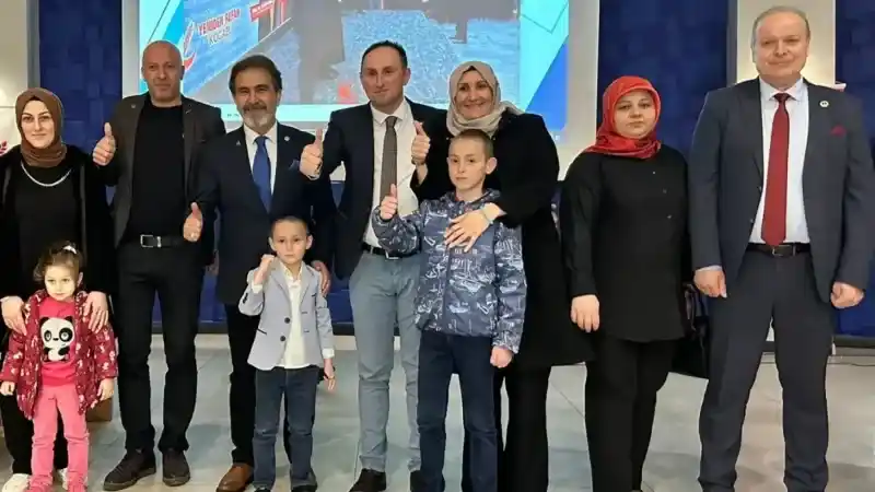 İftarlı programda projelerini tanıttı