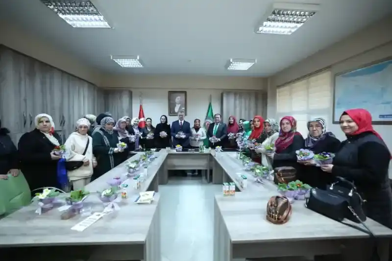 Büyükşehir, kadın çiftçileri desteklemeye devam edecek!