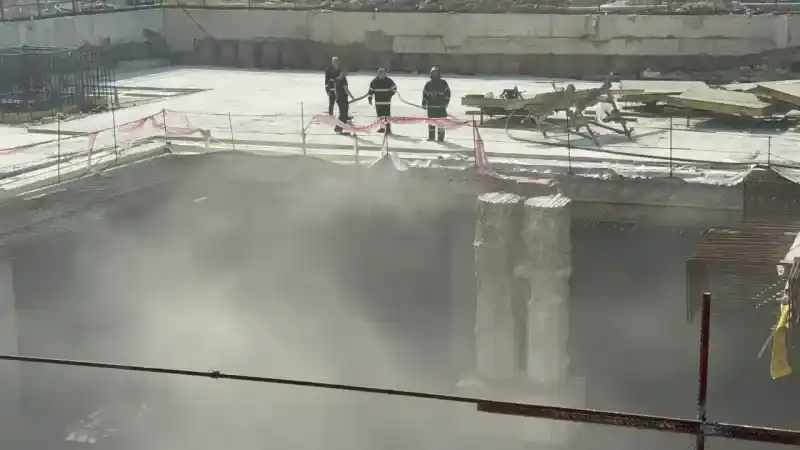 Kocaeli'de metro şantiyesinde yangın
