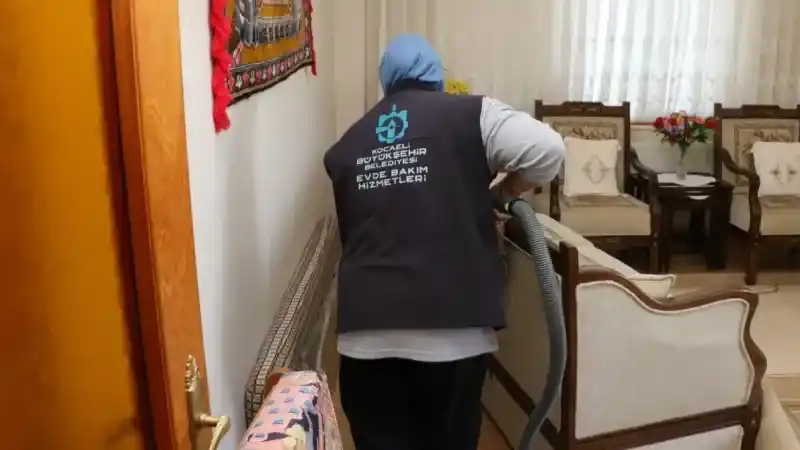 Yüzlerce hanede bayram temizliği yaptılar