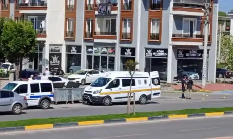Kar maskesi takıp oto galeriyi kurşunlayanlar Kocaeli'de yakalandı