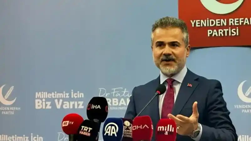 Yeniden Refah'tan iktidara açık kapı. ‘Yeniden Refah Partisi kapı olarak da kafa olarak da açıktır’