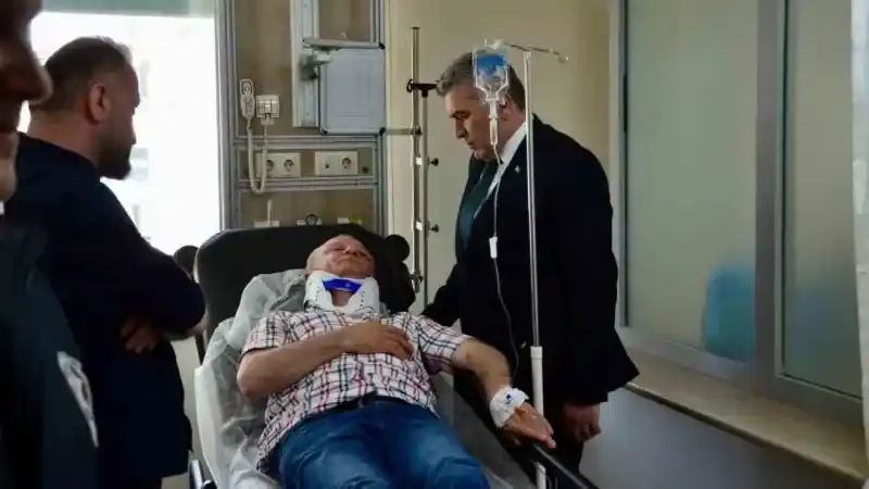 Taksiciyi silahla gasp ettiler!