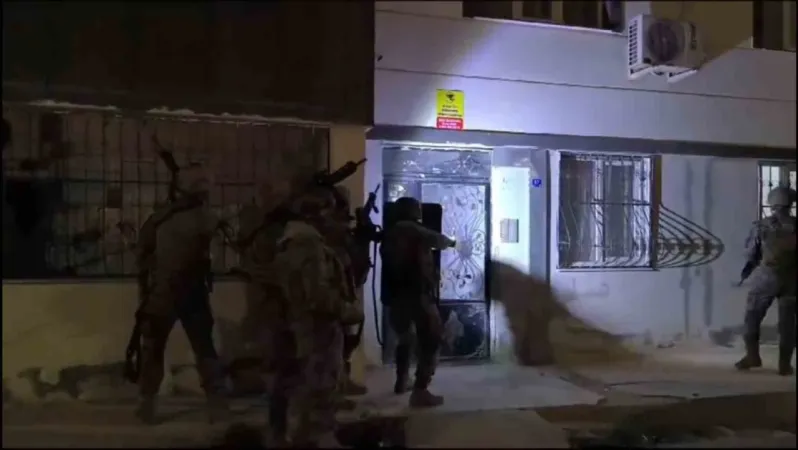 42 ilde Narkoçelik operasyonu: Yüzlerce kilo uyuşturucu ele geçirildi