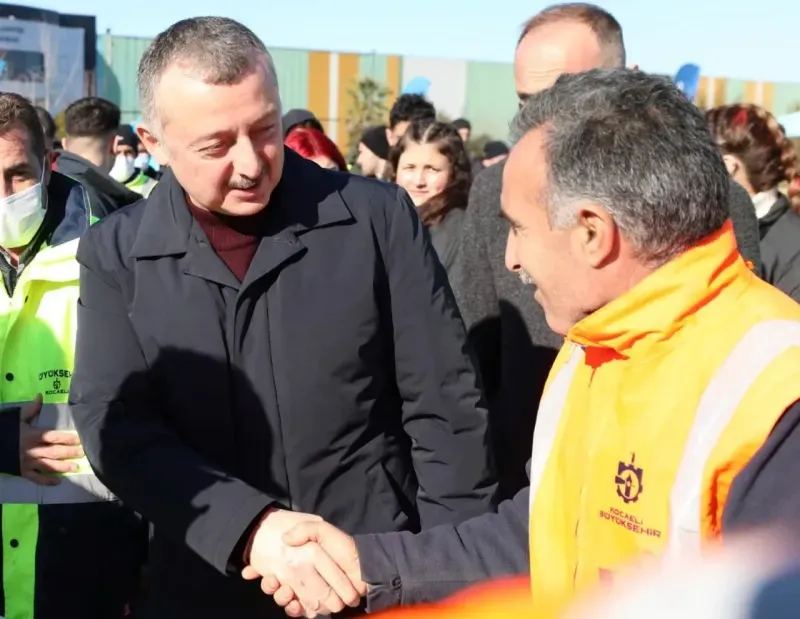 Büyükakın, emekçilerin gününü kutladı