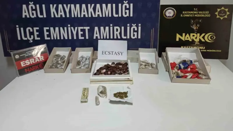 "Hırsızlık" suçundan aranıyordu, uyuşturucuyla yakalandı