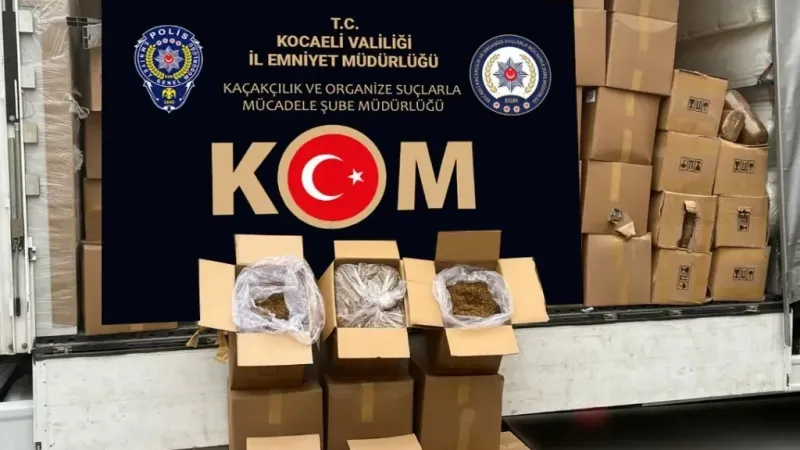 TEM Otoyolu'nda 4 bin 270 kilo gümrük kaçağı tütün ele geçirildi