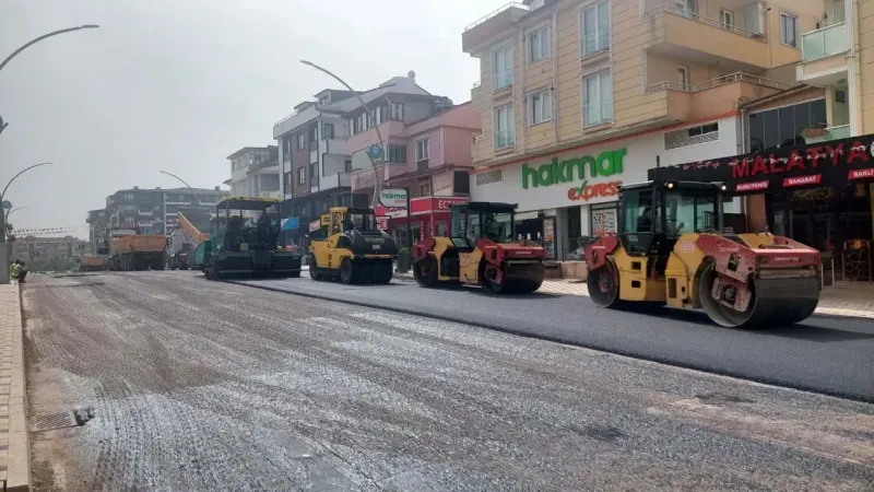 Körfez'deki o caddede vatandaşlar artık rahat edecekler!