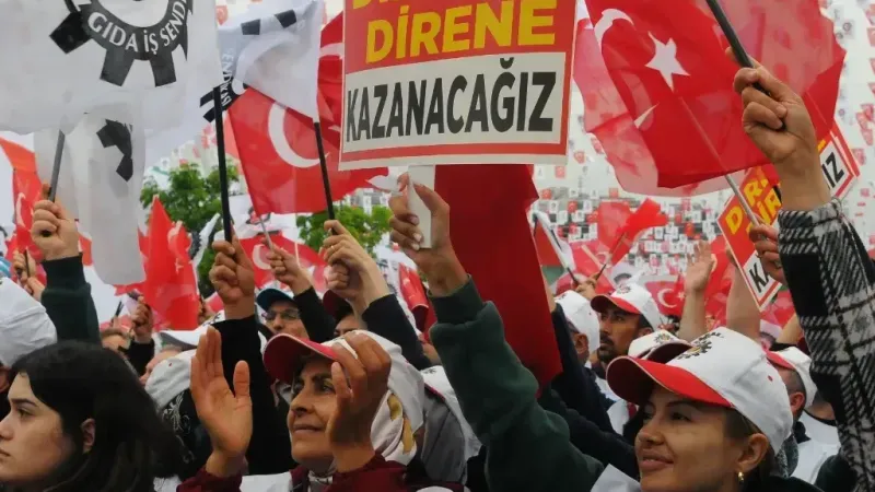 Vali Yavuz: 1 Mayıs gösterileri olaysız tamamlandı