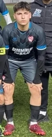 Kocaeli'deki kazada ölü sayısı 2'ye çıktı. Genç futbolcu kurtarılamadı