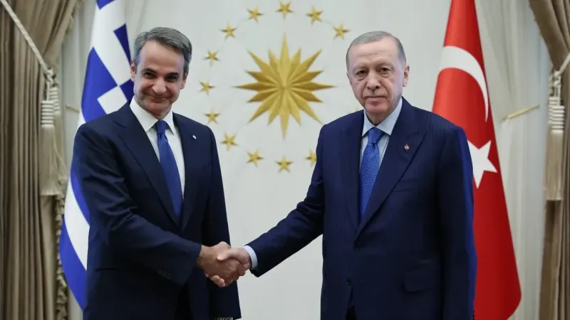Erdoğan Miçotakis görüşmesi başladı