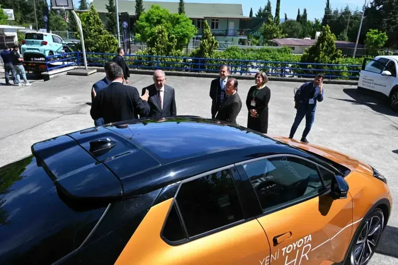 KOÜ’de Elektrikli Araçlar ve Günümüz Gereklilikleri Çalıştayı düzenlendi