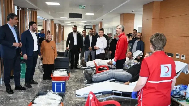 Personelden 8. kan ve kök hücre bağışı