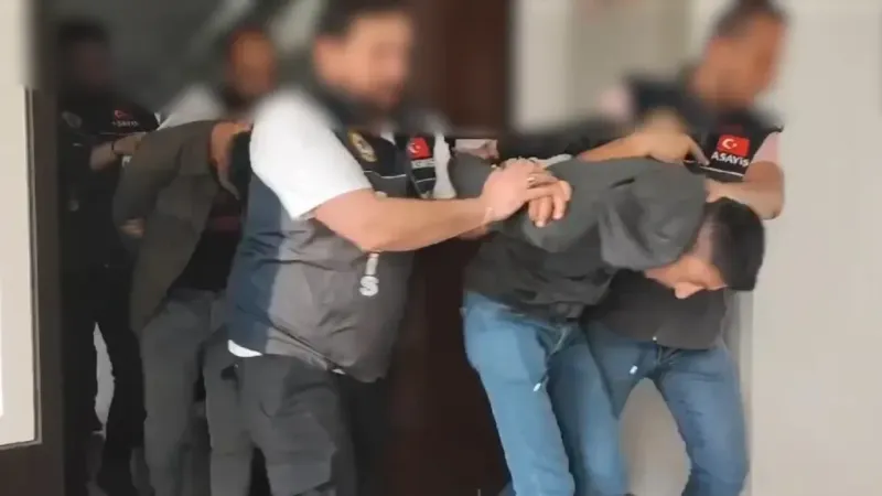 2 ilde dolandırıcılık operasyonu: Kendilerini yargı ve emniyet mensubu olarak tanıtmışlar!