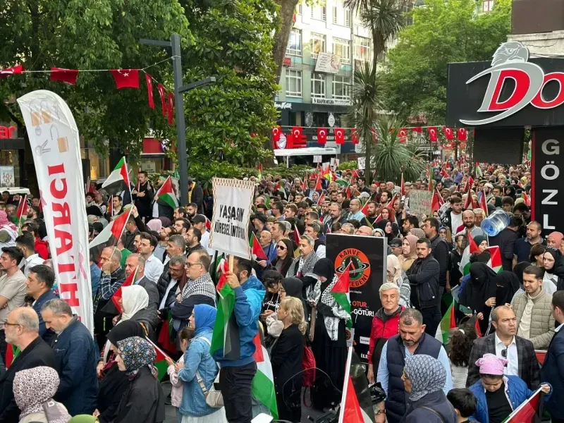 Kocaeli’de binlerce kişi Gazze için tek yürek oldu!
