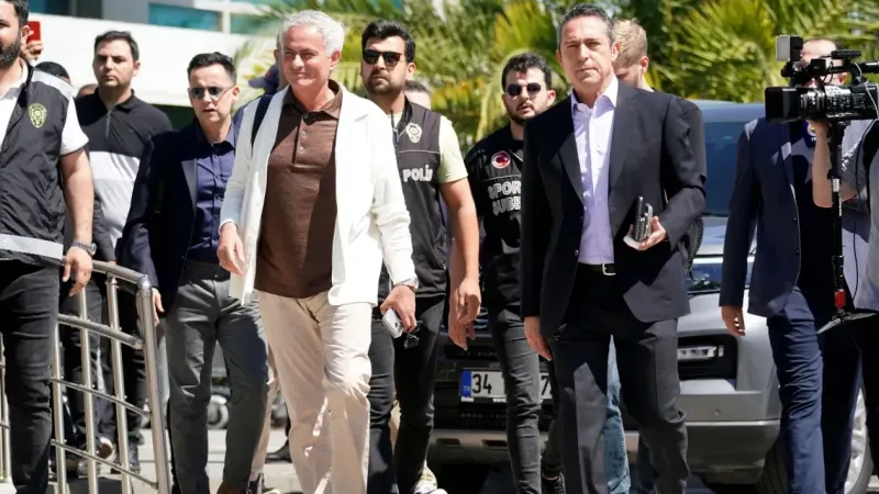 Jose Mourinho, Fenerbahçe için İstanbul'da