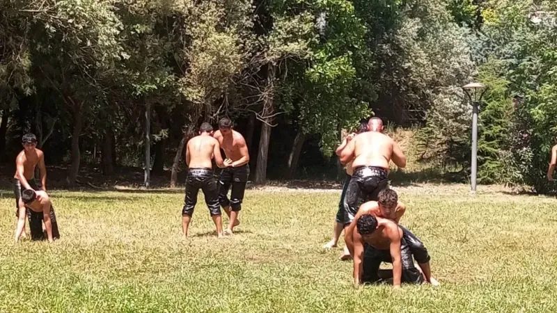 Körfezli güreşçiler Kırkpınar’a hazırlanıyor