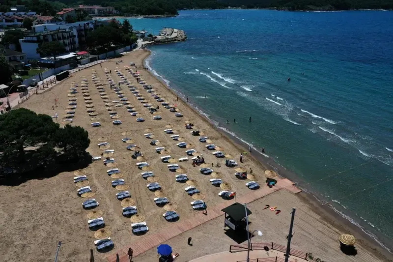 Kocaeli'deki plajlar yaz tatiline hazır, vatandaşları bekliyor