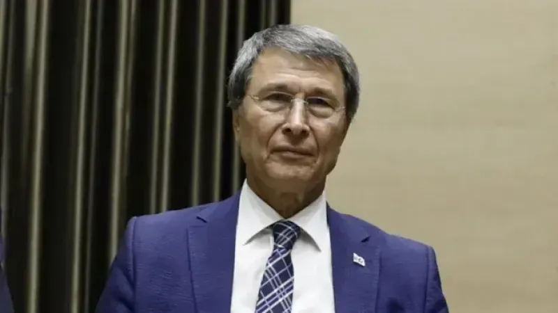 Yusuf Halaçoğlu parti kurdu, adını sosyal medyadan duyurdu