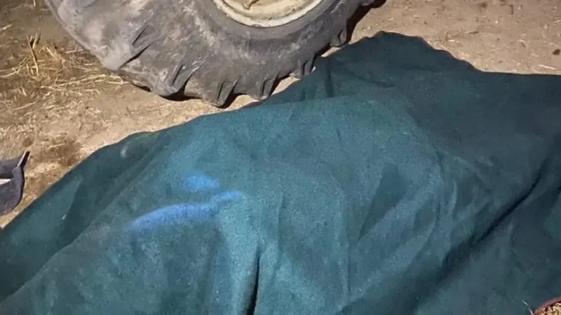 Antalya'da traktörün altından kalan emekli öğretmen hayatını kaybetti
