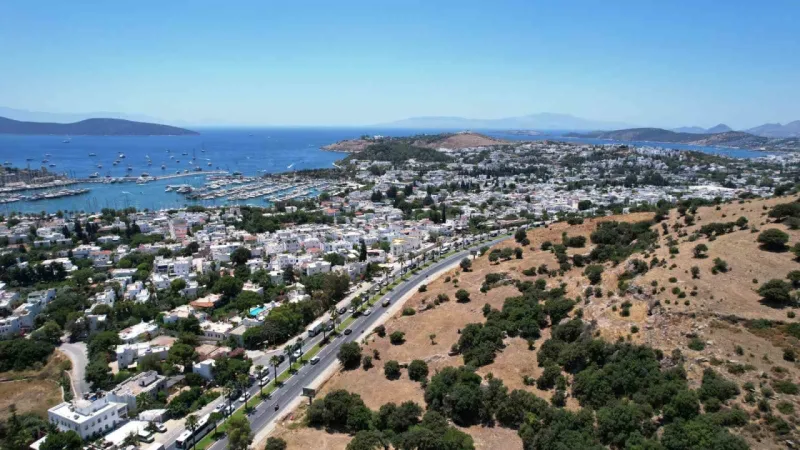 Muğla'da tatilcilerin dönüş çilesi başladı: Kilometrelerce kuyruk!