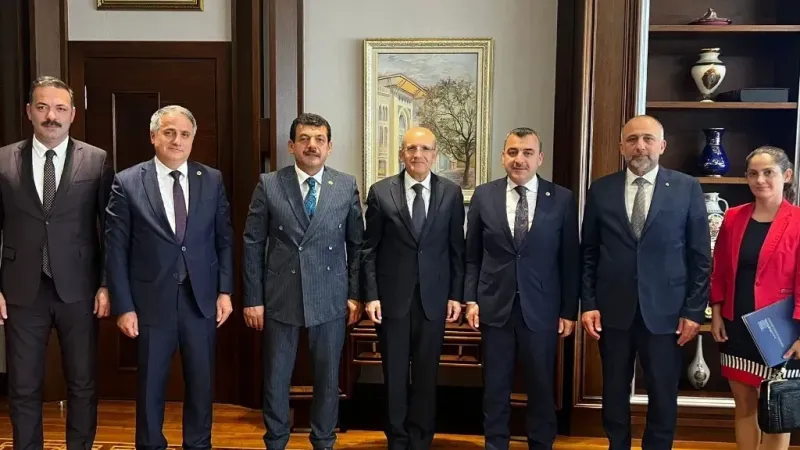 AKP'nin o il heyetinden Bakan Şimşek'e ziyaret