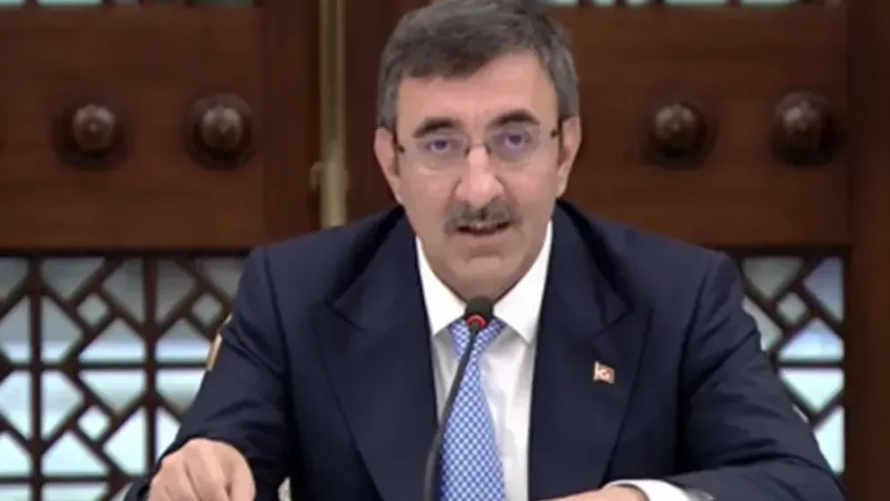 Cumhurbaşkanı Yardımcısı Yılmaz’dan yeni bakanlara tebrik