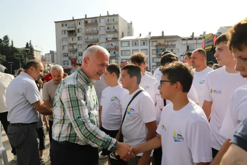Karamürselli pehlivanlar dualarla uğurlandı