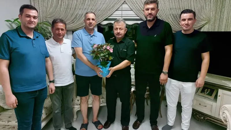 Kandıralılar, iş insanı Uçar’a ‘geçmiş olsun’a gitti