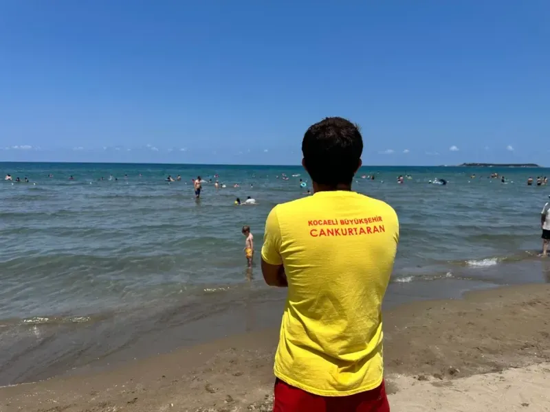KOSKEM sahillerde bakın kaç kişinin hayatını kurtardı!