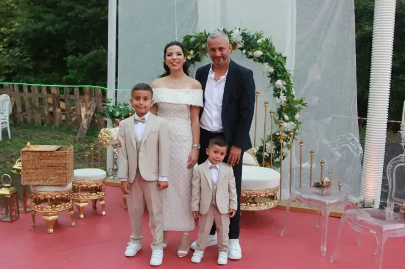 Gölcüklü Uzuner çiftinin oğulları sünnet oldu