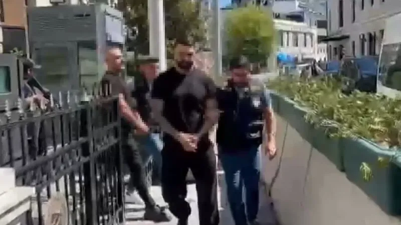 Yerlikaya duyurdu: Kadınları darp eden şahıslar yakalandı