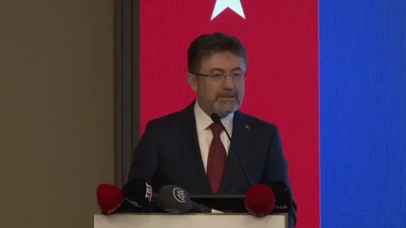 Bakan Yumaklı: "Devam eden yatırımlar olmakla beraber mevcuttaki suyumuzu da dikkatli ve verimli kullanmamız gerekir"