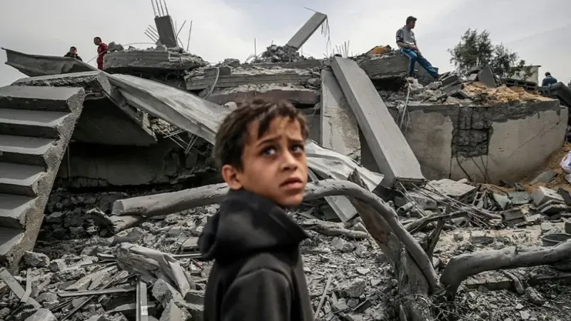 Gazze'de cilt hastalıkları bombaların altında büyüyen çocuklar arasında yayılıyor