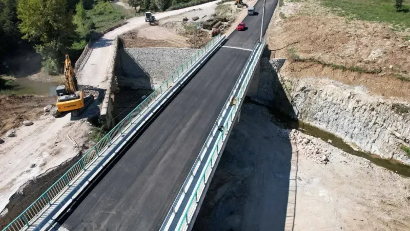 O köprü trafiğe açıldı