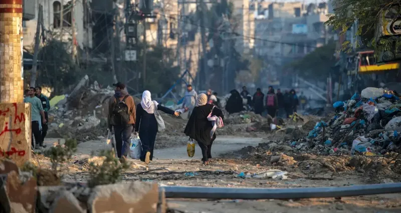 İsrail, Gazze’de UNRWA’ya ait okulu vurdu