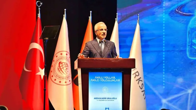 Bakan Uraloğlu: Hızlı ve emniyetli yollar tesis etme çalışmalarımızı sürdürüyoruz"