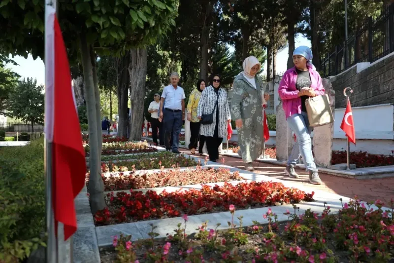40 yıllık asker arkadaşları Kocaeli'de Gez-Gör ile buluştu