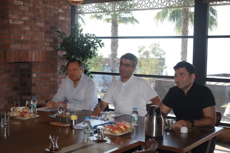 İlçelerin imar toplantısı Büyükşehirde gerçekleşti