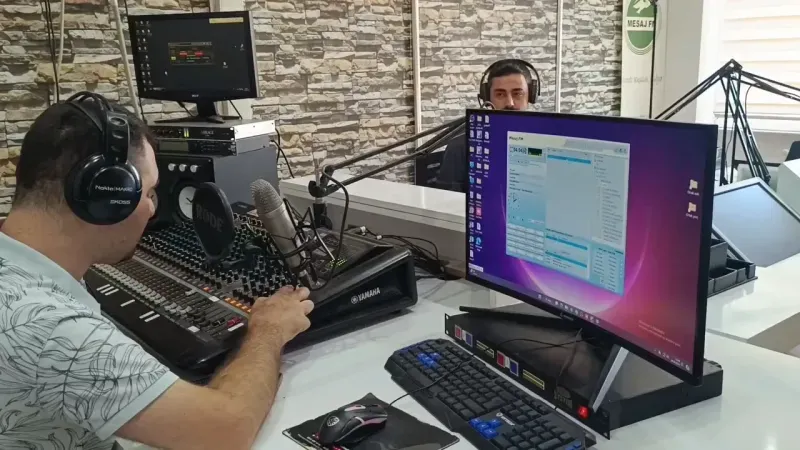 Onun sesi tüm engelleri aşıyor