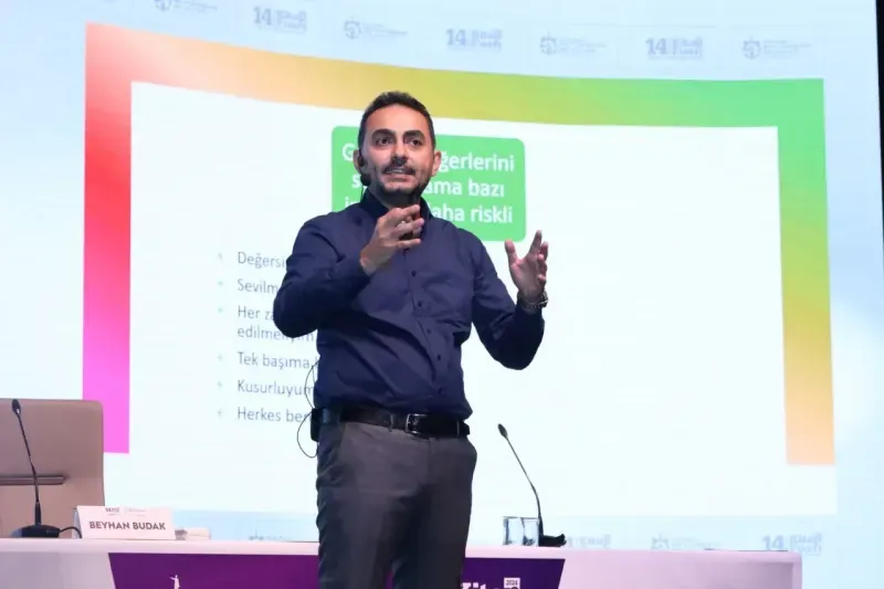 Beyhan Budak: Kendimize değer vermeliyiz